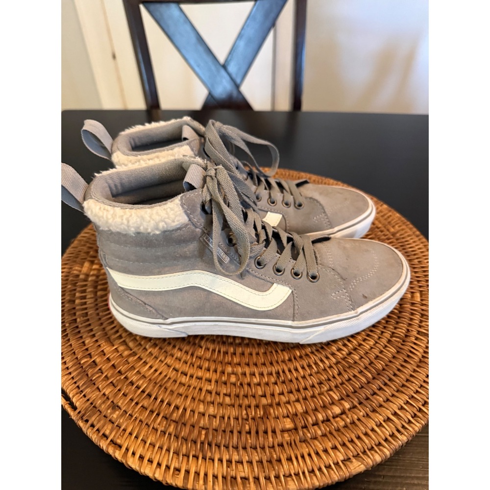 Vans Sk8-Hi MTE Grey Suede Faux Fur Lined Winter Sneakers Womens 7 High‎ Top